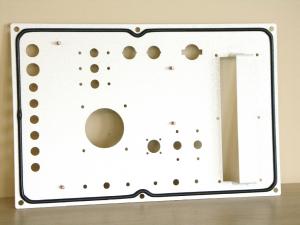 Polyurethan-Schaumdichtung findet Verwendung in der Elektrotechnik, Elektronik und Schaltschrankbau